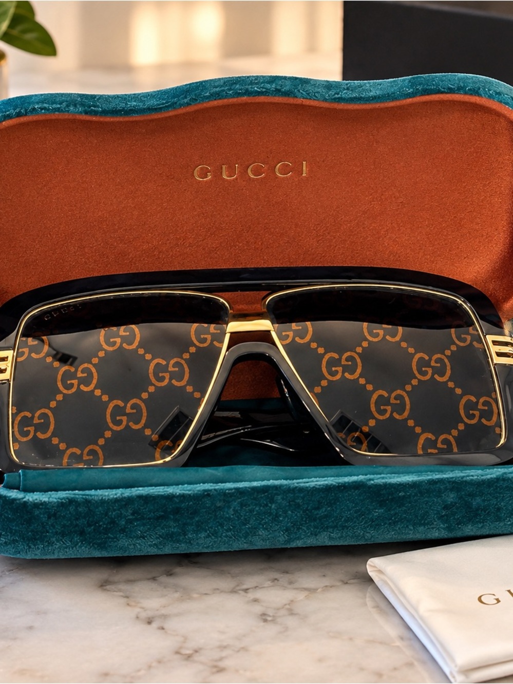 Gucci Black and Gold GG Pattern Men’s Sunglasses